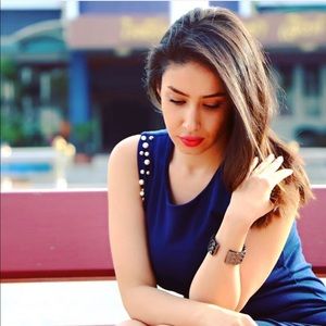 Meet your Posher, Sepideh